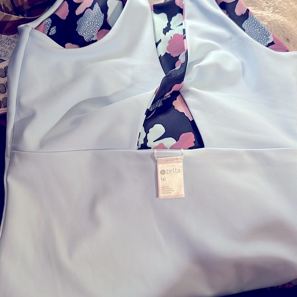 Zella Girls Reversible Journey One-Piece Swimsuit Size 16 Blue Purple Floral - Picture 10 of 10